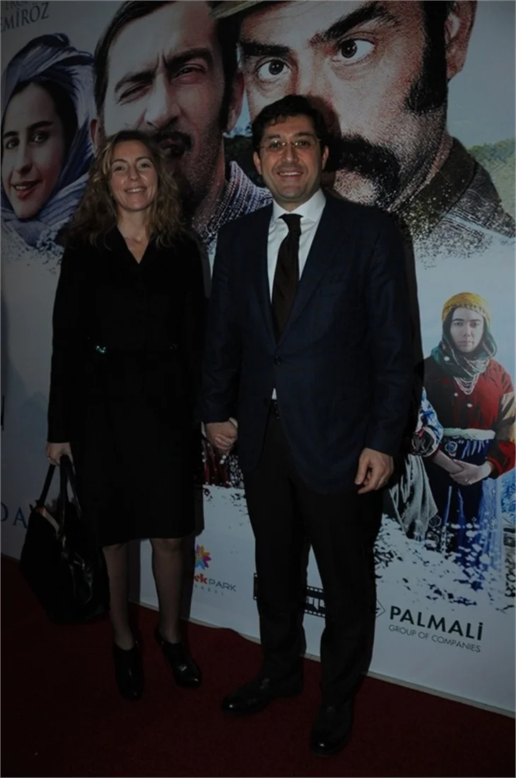 Mucize filminin galasına ünlü yağmuru!