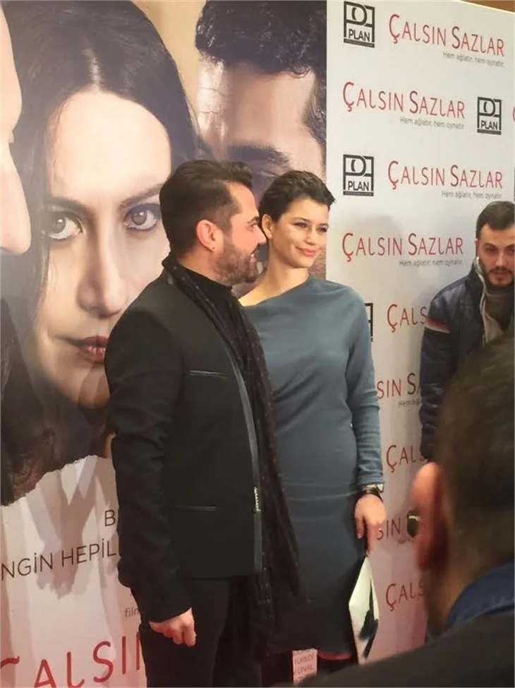 'Çalsın Sazlar' filminin galasına ünlü akını!