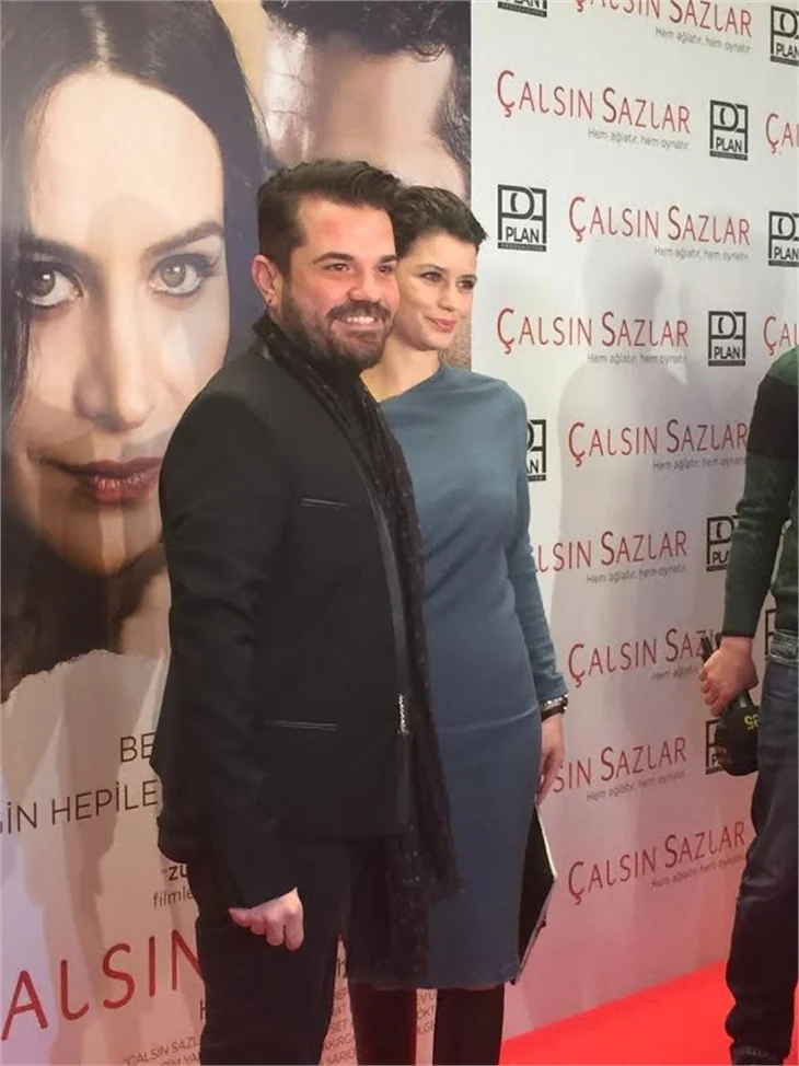 'Çalsın Sazlar' filminin galasına ünlü akını!