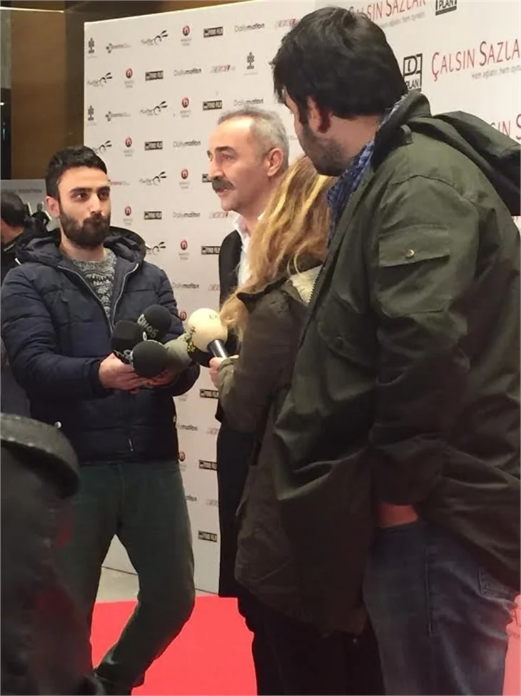 'Çalsın Sazlar' filminin galasına ünlü akını!