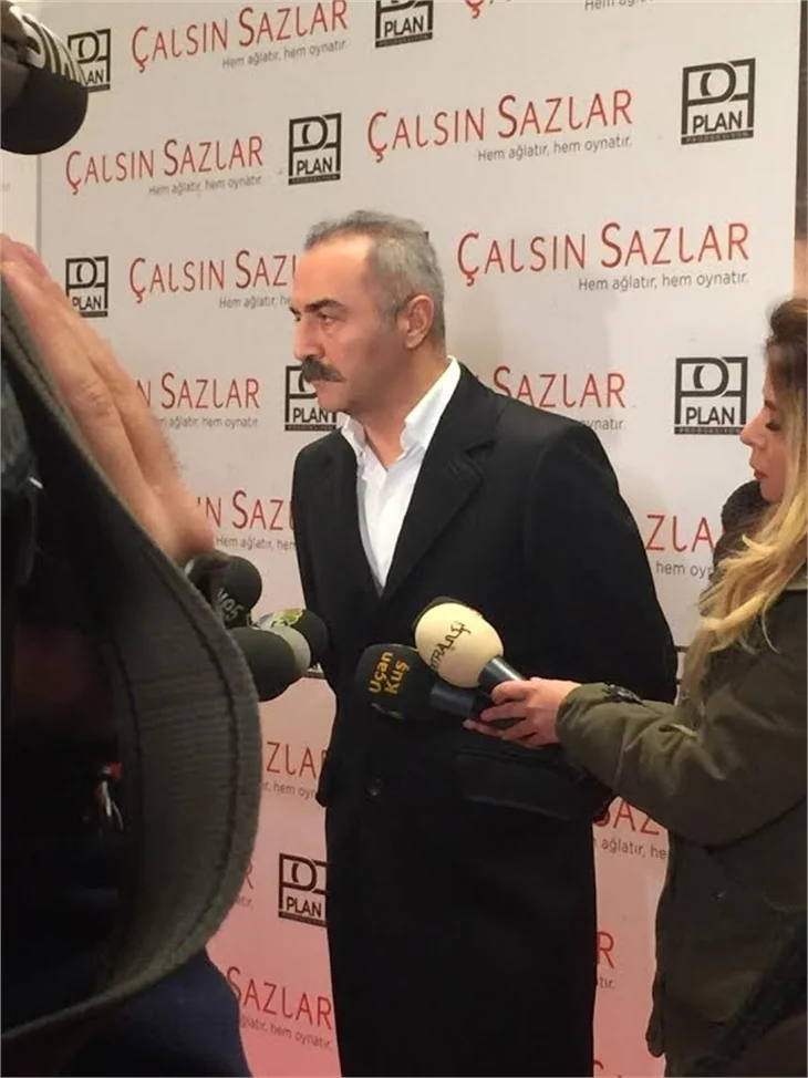 'Çalsın Sazlar' filminin galasına ünlü akını!