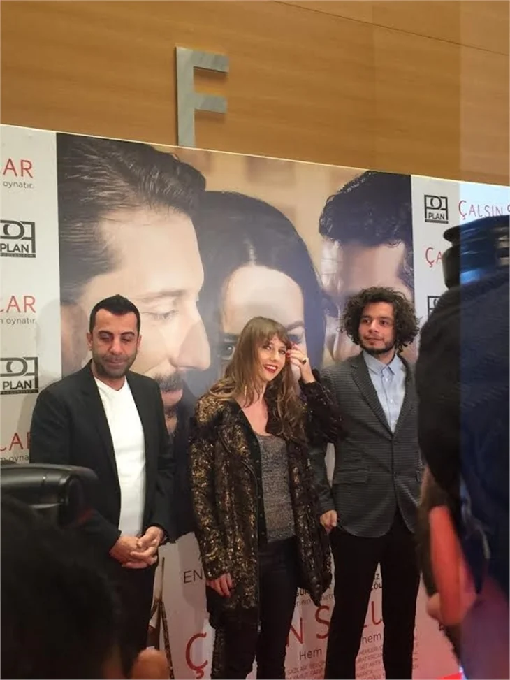 'Çalsın Sazlar' filminin galasına ünlü akını!
