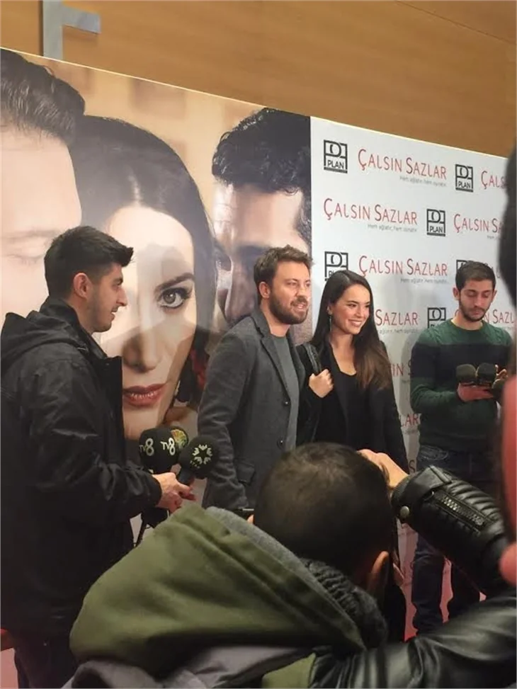 'Çalsın Sazlar' filminin galasına ünlü akını!