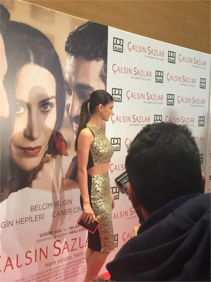 'Çalsın Sazlar' filminin galasına ünlü akını!