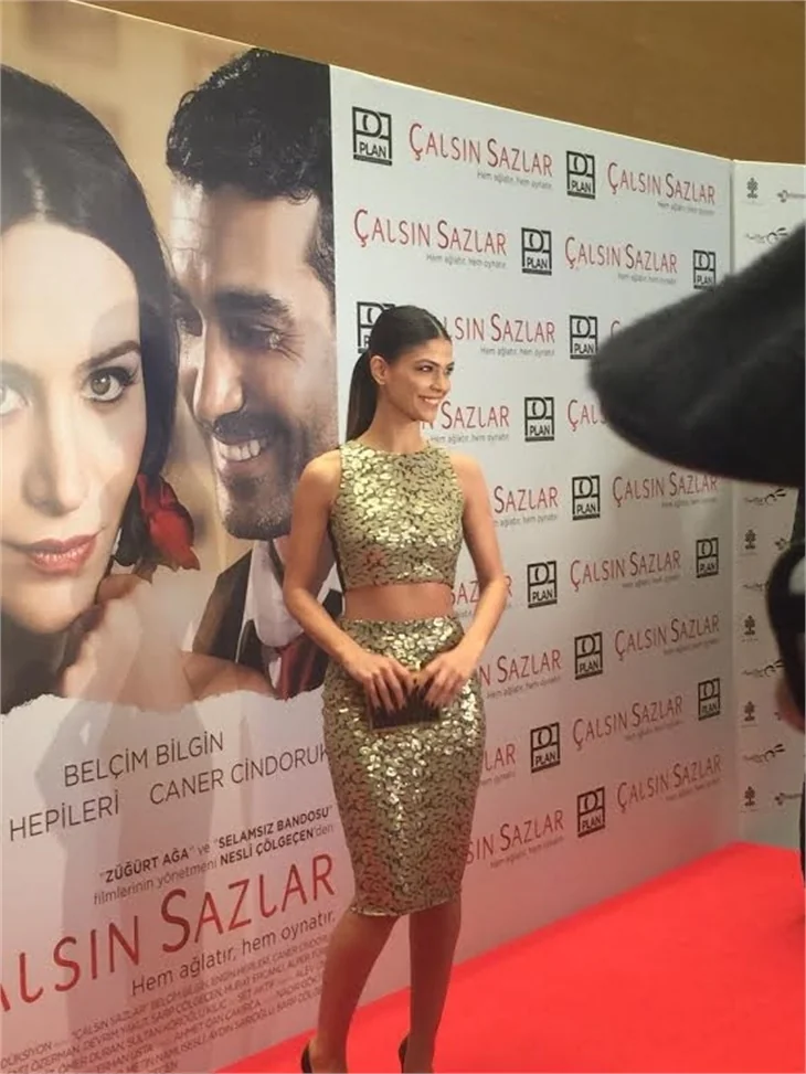 'Çalsın Sazlar' filminin galasına ünlü akını!