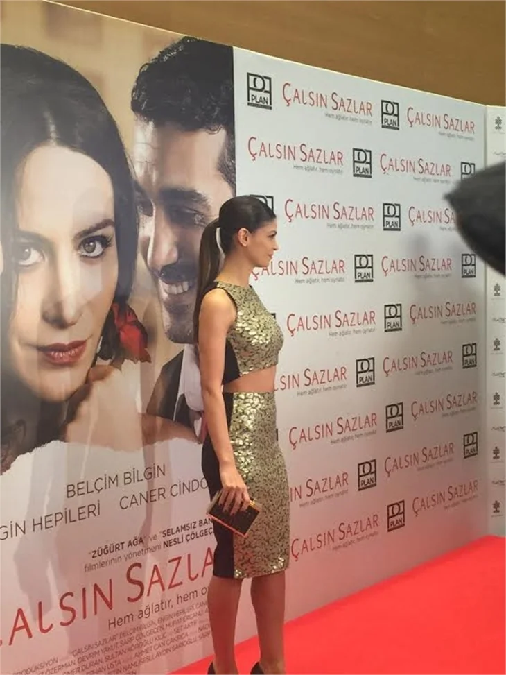 'Çalsın Sazlar' filminin galasına ünlü akını!