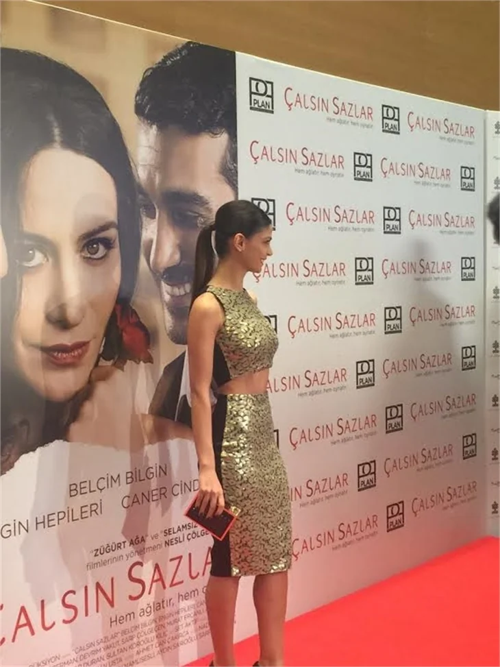 'Çalsın Sazlar' filminin galasına ünlü akını!