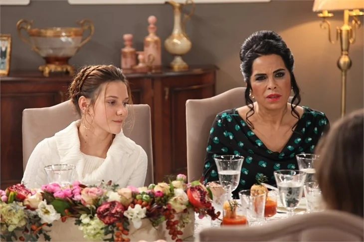 Paramparça'nın kötü kadını; Keriman!