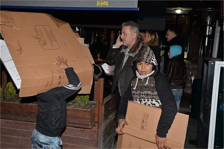 Doğum günü partisine ünlü akını!
