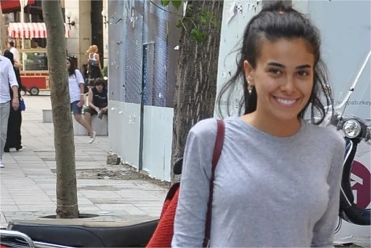 Asena Erkin, Berkay'ı susturdu!