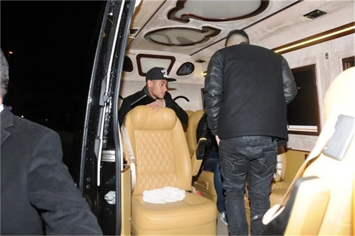 Neymar'a Ardan Turan tesbihi!