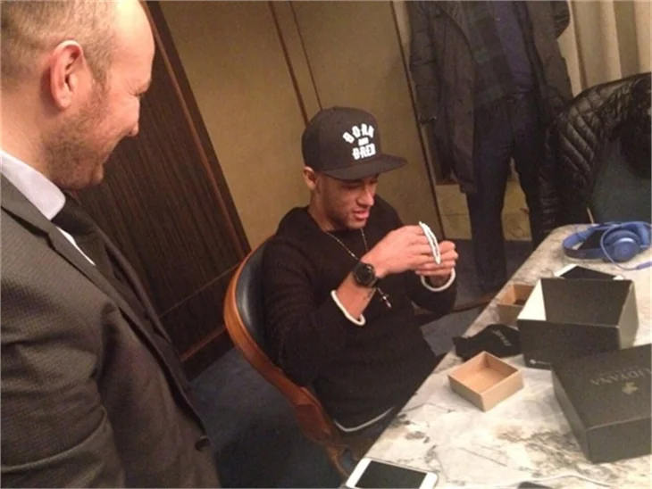 Neymar'a Ardan Turan tesbihi!