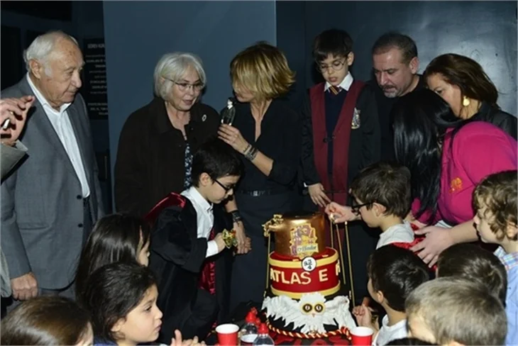 Gülben Ergen’in çocuklarının doğum günü aileyi buluşturdu!