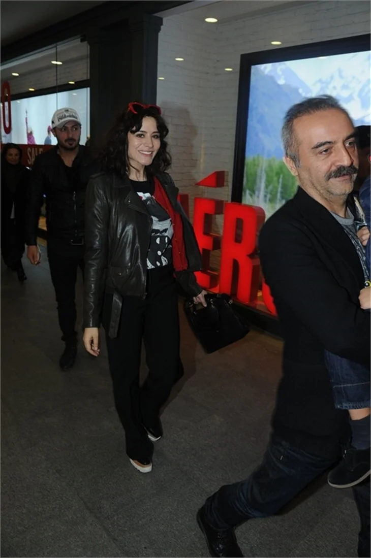 Gülben Ergen’in çocuklarının doğum günü aileyi buluşturdu!