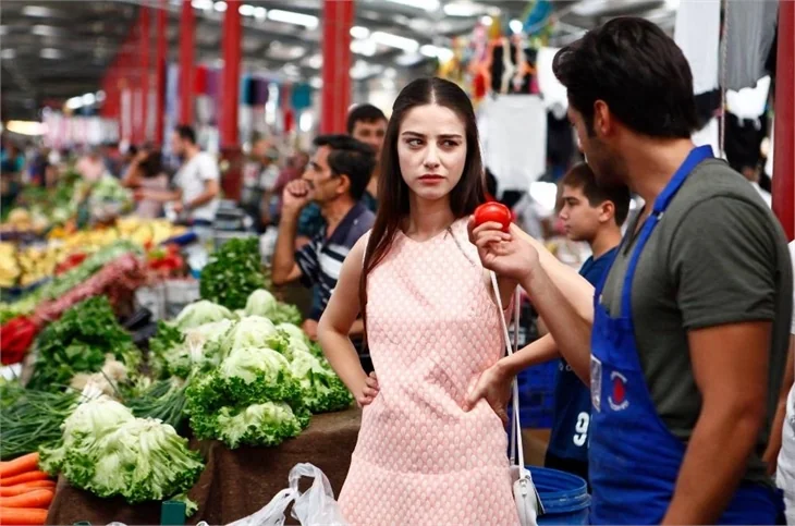 Kiraz Mevsimi'nin Öykü'sü Özge Gürel hakkında bilinmeyenler