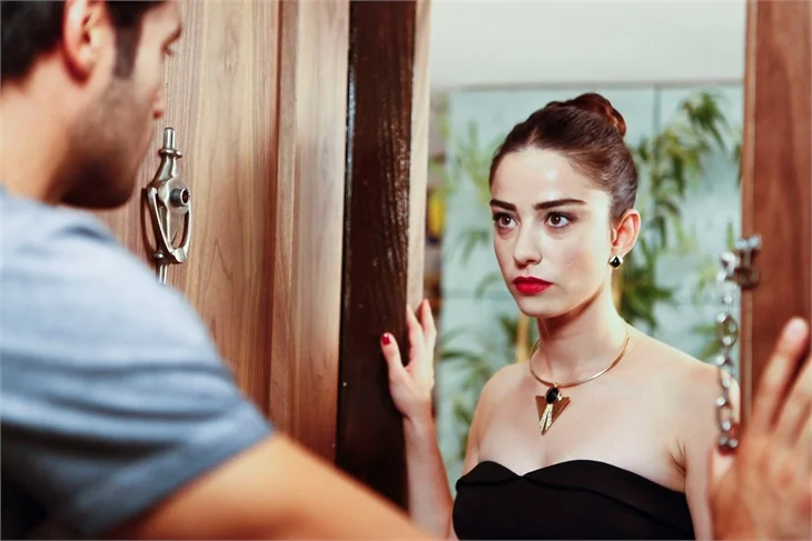 Kiraz Mevsimi'nin Öykü'sü Özge Gürel hakkında bilinmeyenler
