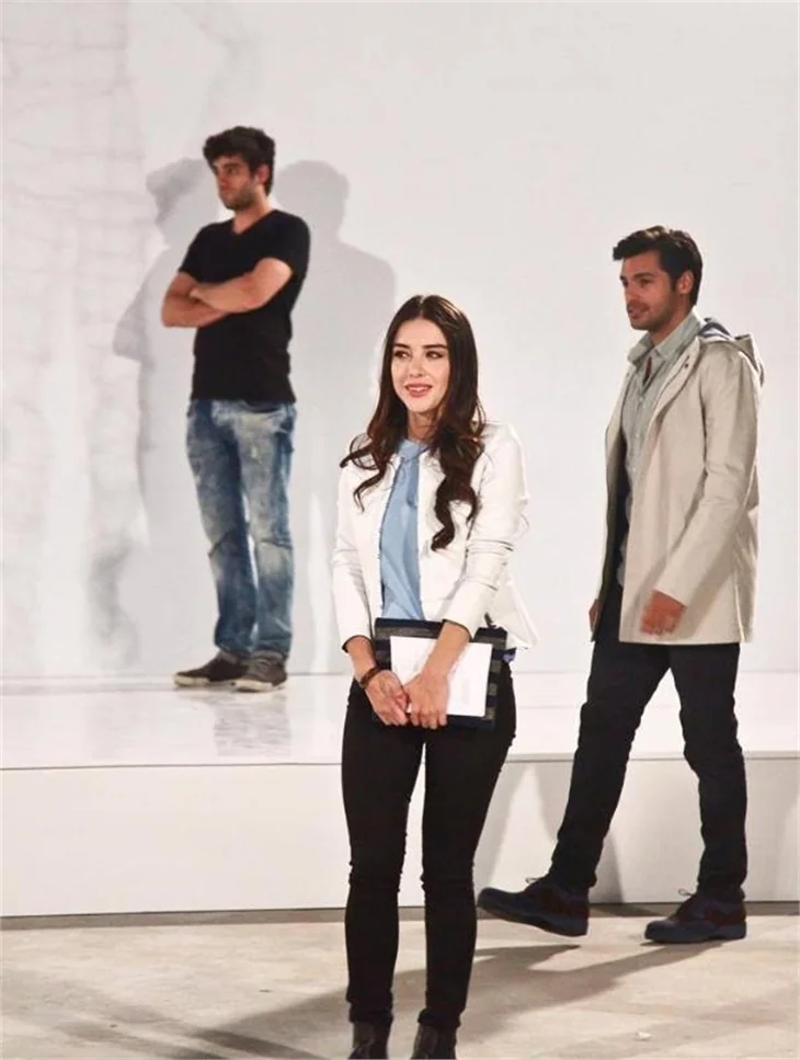 Kiraz Mevsimi'nin Öykü'sü Özge Gürel hakkında bilinmeyenler