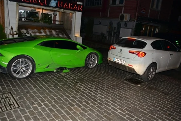 Asena Erkin'den milyonluk kaza!