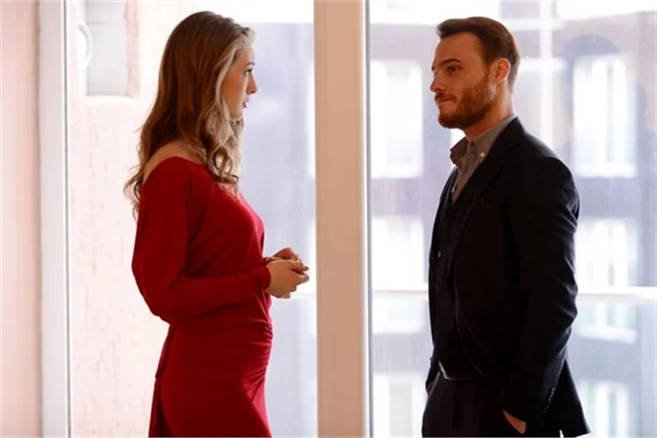 Şeref Meselesi'nde Emir ile Kübra nikah masasında!