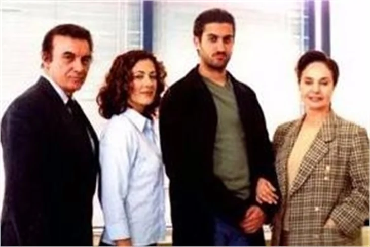 Yılan Hikayesi dizisinden kimler çıktı?