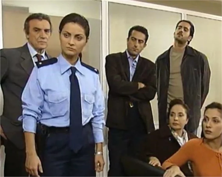 Yılan Hikayesi dizisinden kimler çıktı?