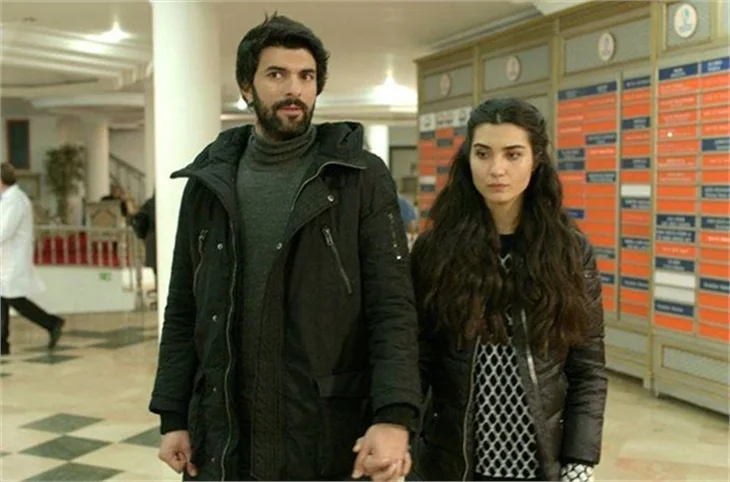 "Kara Para Aşk"ta Elif İpek'i kıskanınca...