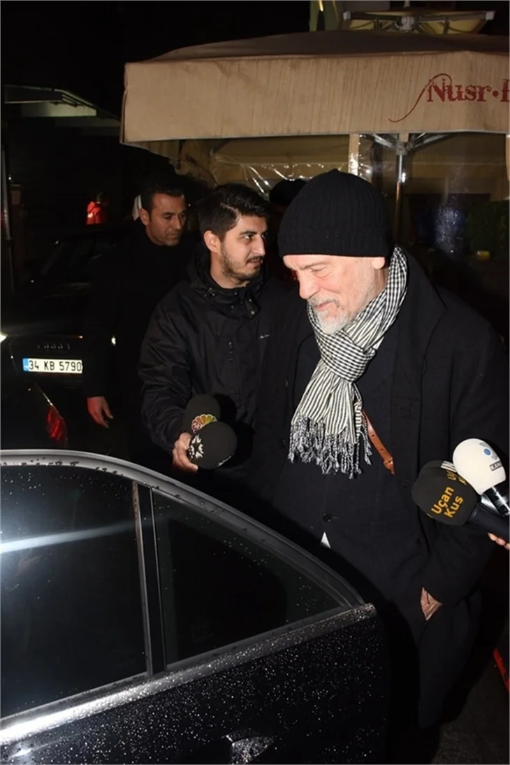 Belçim Bilgin-John Malkovich buluşması!