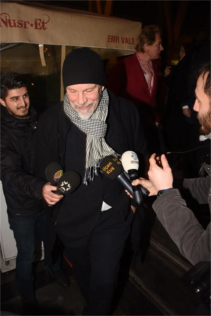 Belçim Bilgin-John Malkovich buluşması!