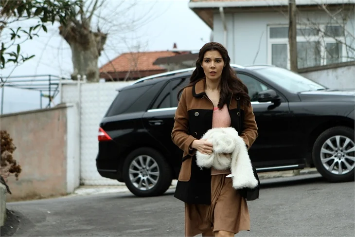 Elif-Kahraman aşkı başlıyor mu?