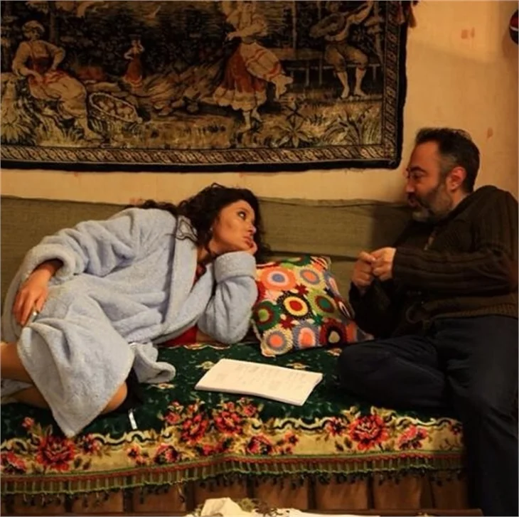 Paramparça'nın setinde neler oluyor?