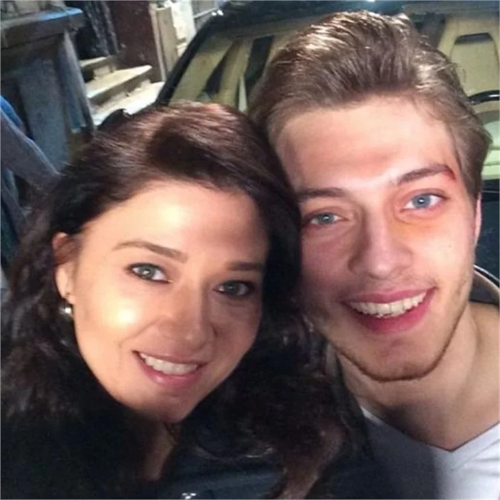 Paramparça'nın setinde neler oluyor?