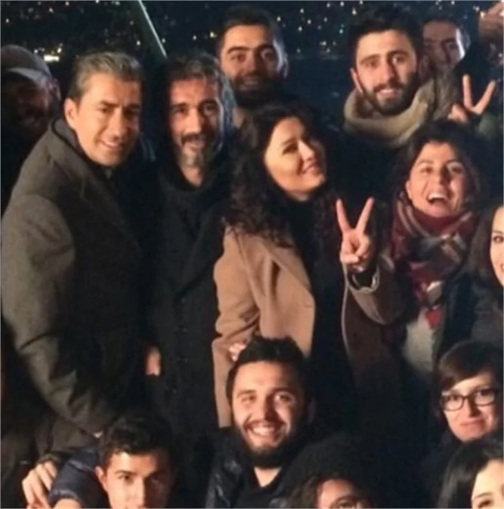 Paramparça'nın setinde neler oluyor?