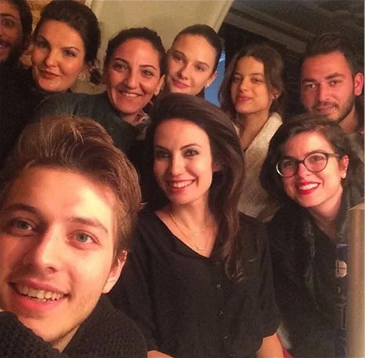 Paramparça'nın setinde neler oluyor?