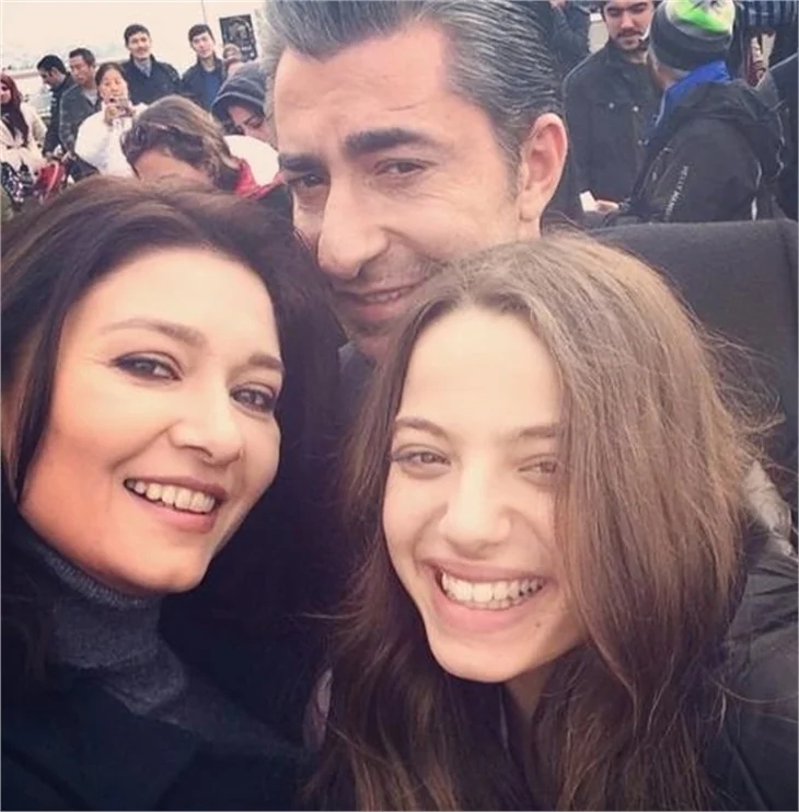 Paramparça'nın setinde neler oluyor?