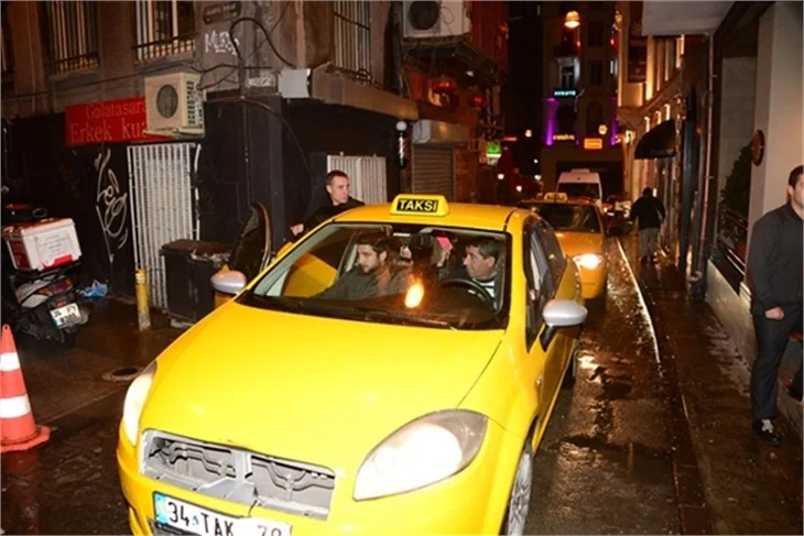 Ersun Yanal'ın 'otel' kaçamağı!