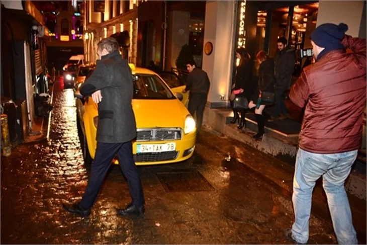 Ersun Yanal'ın 'otel' kaçamağı!