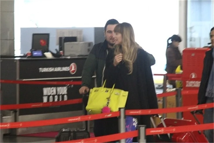 Özge Ulusoy ve Hacı Sabancı Dubai yolcusu