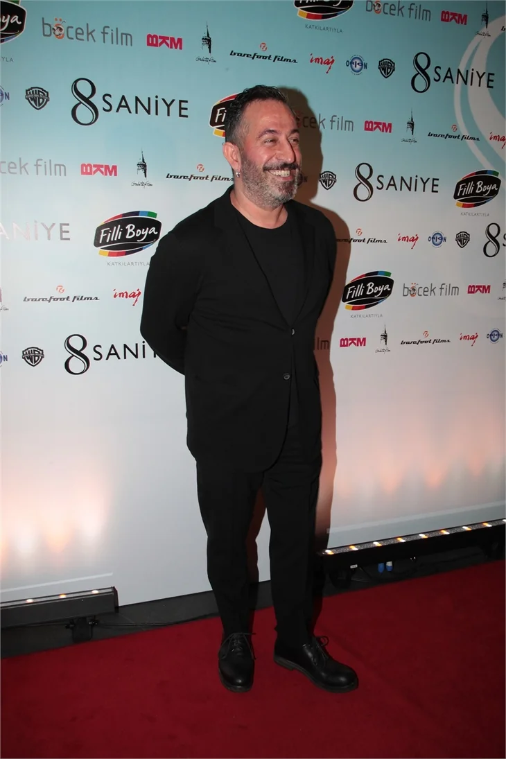 '8 Saniye' filminin galasına ünlüler akın etti!