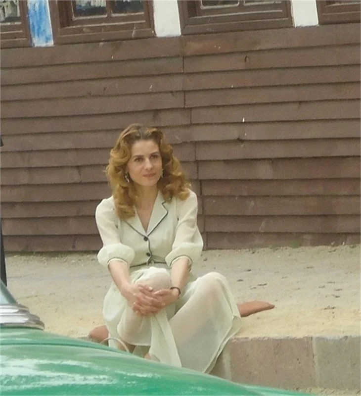 Paramparça'nın güzel oyuncusu Ebru Özkan!