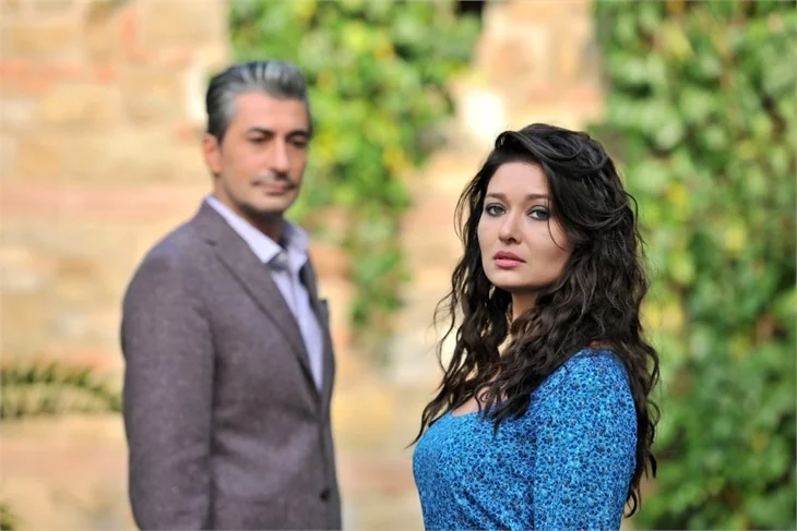 Nurgül Yeşilçay'ın sahnesi neden az?