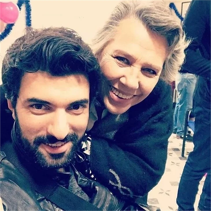'Kara Para Aşk' setinde neler oluyor?
