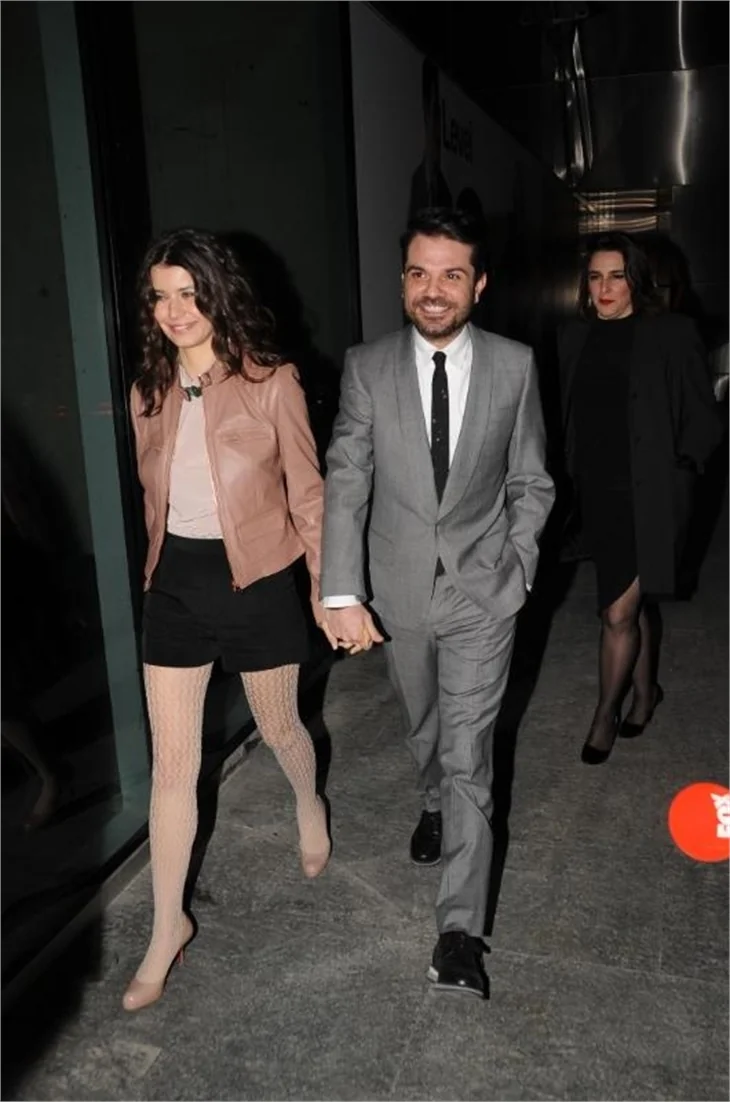 Beren Saat Kadınlar Günü'nü yazdı