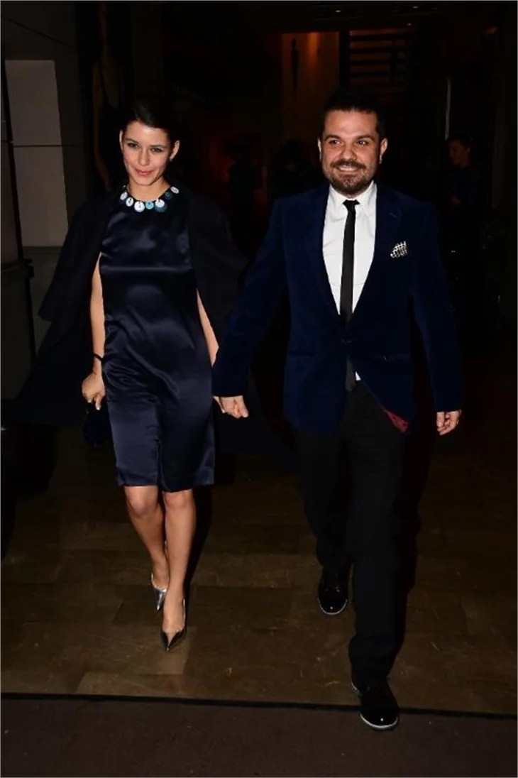 Beren Saat Kadınlar Günü'nü yazdı