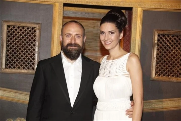 Bergüzar Korel: "Adam olmak zor, erkek olmak kolay"