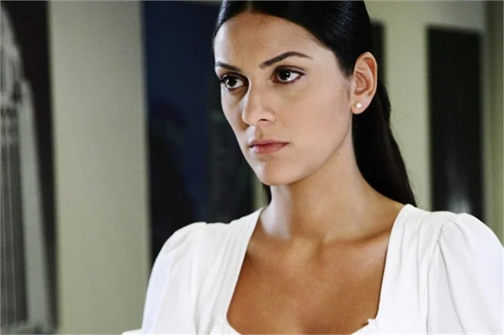Bergüzar Korel: "Adam olmak zor, erkek olmak kolay"