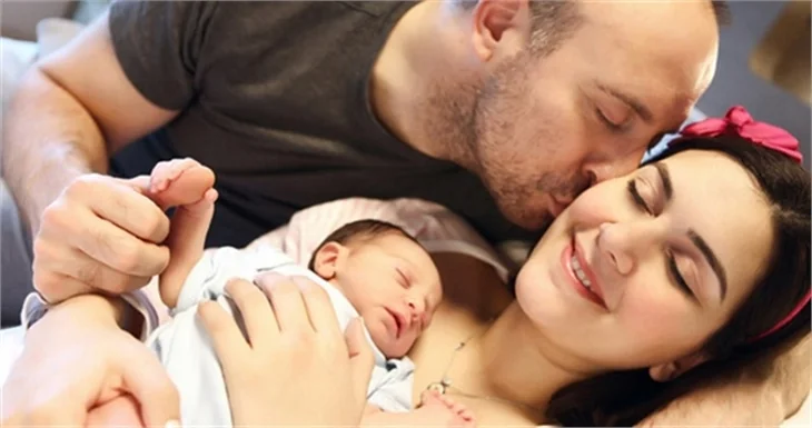 Bergüzar Korel: "Adam olmak zor, erkek olmak kolay"