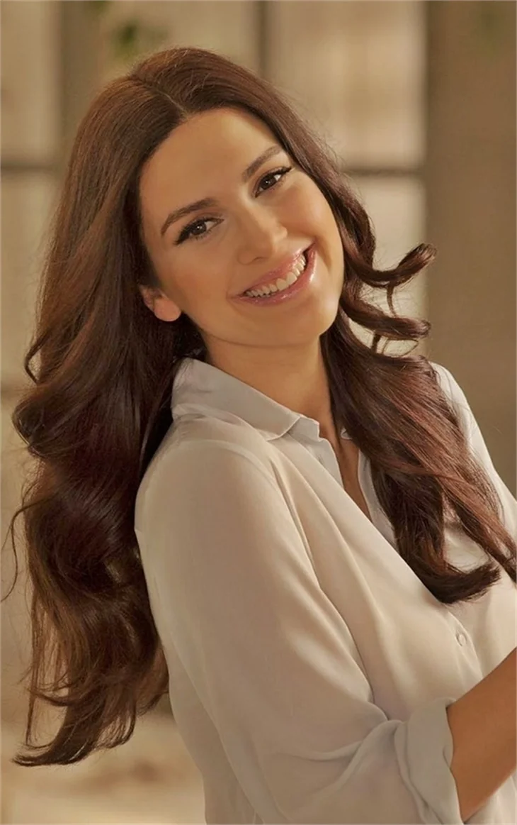 Bergüzar Korel: "Adam olmak zor, erkek olmak kolay"