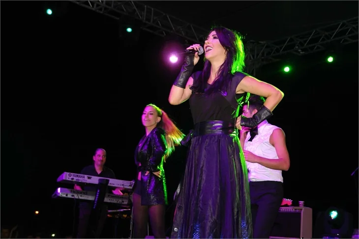 Hande Yener: Ölmek için daha erken dedim!