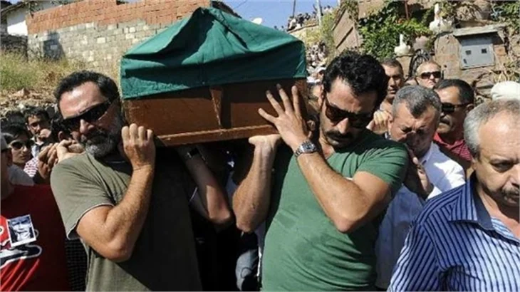Kenan İmirzalıoğlu, Tuncel Kurtiz'i unutmadı