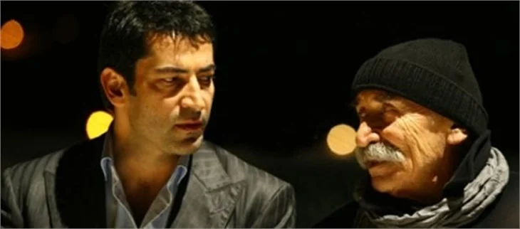 Kenan İmirzalıoğlu, Tuncel Kurtiz'i unutmadı